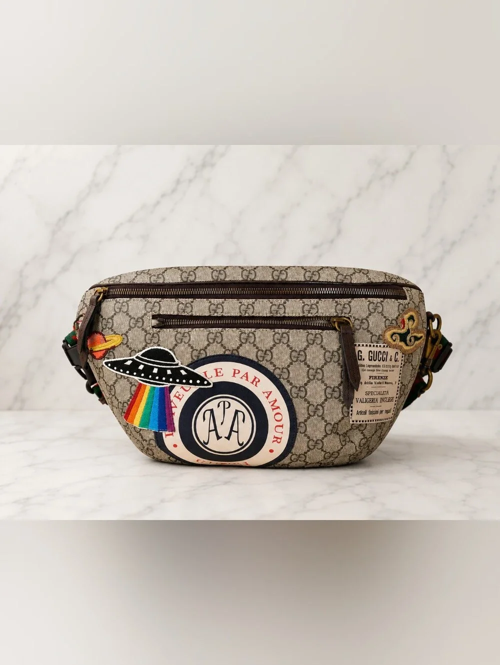 Gucci Beige GG Supreme Canvas Belt Bag with Rainbow Patch